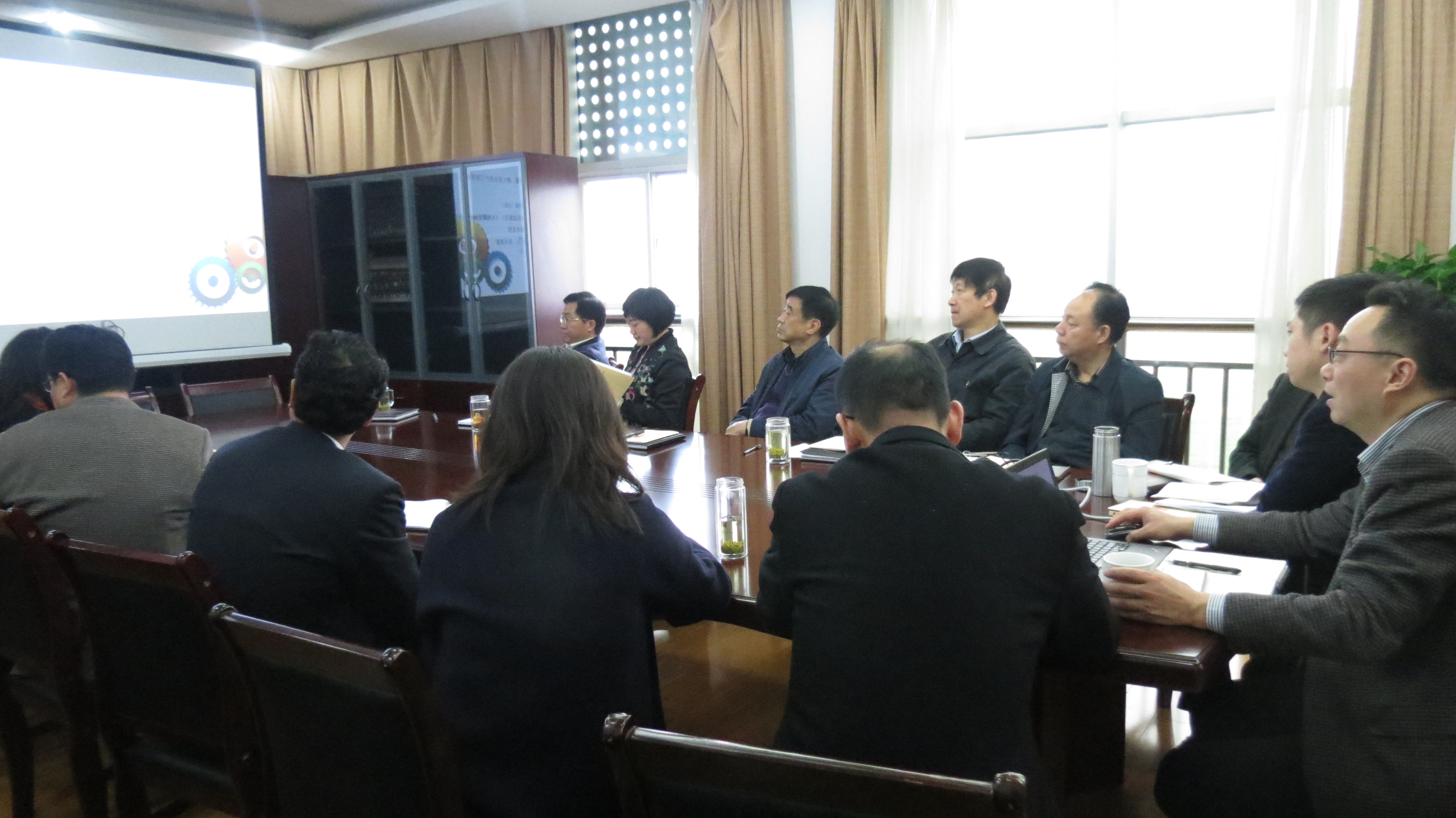 常州市金坛区人大网-区人大机关组织《特种设备安全法》专题学习